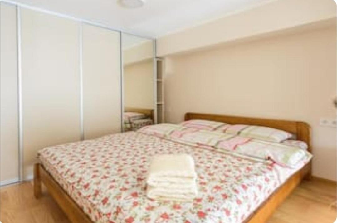 Loft Smart House Apartment Киев Екстериор снимка
